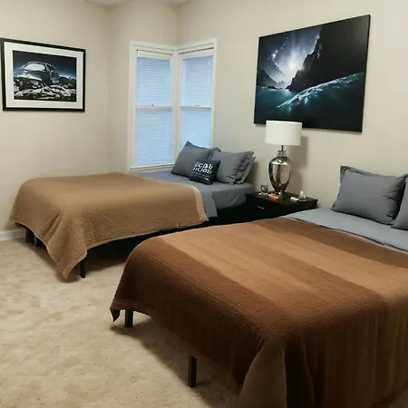 Stayspro - Hollywood Homes Minutes To Everything Spacious And Free Parking-2
